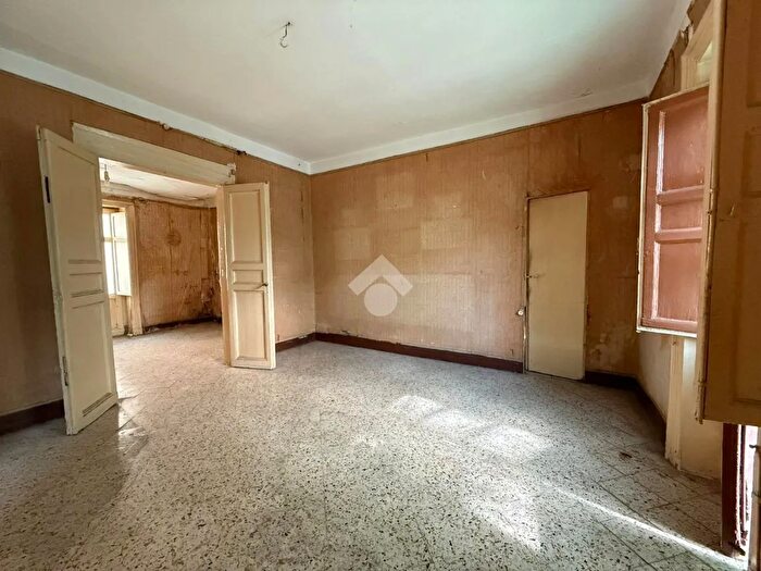 Appartamento con 5 locali in vendita in Via Schiavuzzo, Palermo