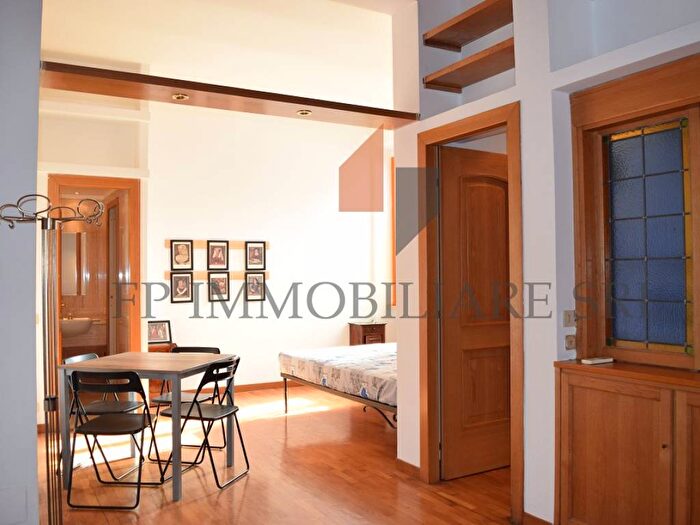 Appartamento monolocale in affitto in Borgo Vittorio, Borgo, Roma