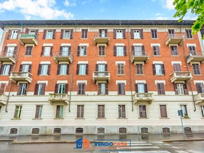 Appartamento trilocale in vendita in Corso Carlo E nello Rosselli, Torino
