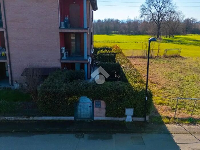 Appartamento quadrilocale in vendita in Via Caduti in Missione di Pace, Reggio Emilia