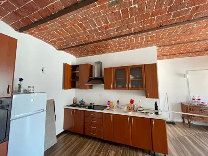 Casa con 6 locali in vendita in Via Asti, Montiglio Monferrato