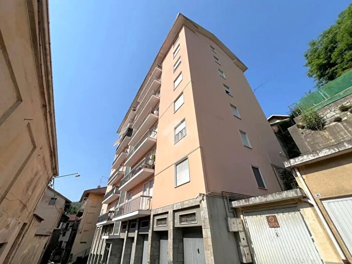 Appartamento quadrilocale in vendita in Via Cavalieri di Vitorio Veneto, Valdilana