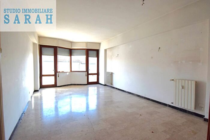Appartamento con 5 locali in vendita in Via Verdi, Viareggio