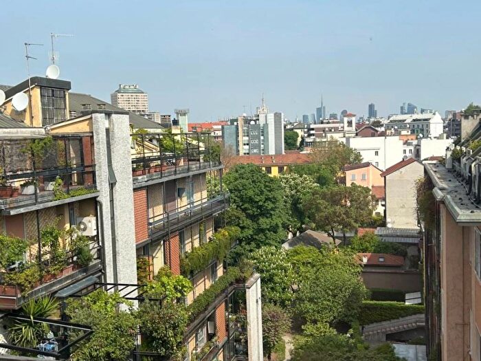 Appartamento bilocale in affitto in Viale Beatrice dEste, Quadronno Crocetta, Milano