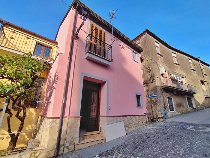 Appartamento trilocale in vendita in Via Cesina, Montoro