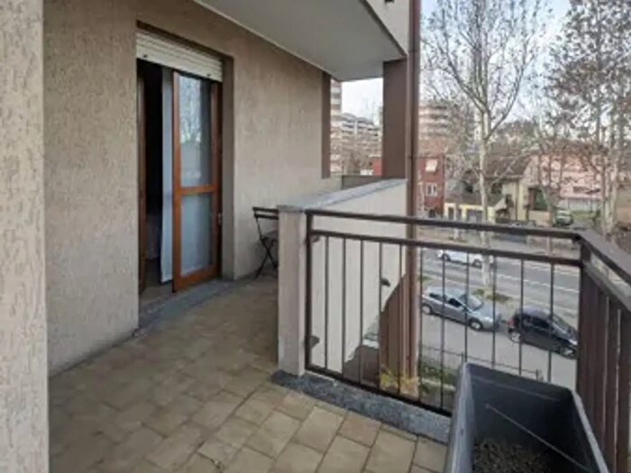 Appartamento trilocale in vendita in Viale Giosuè Carducci, Cologno Monzese