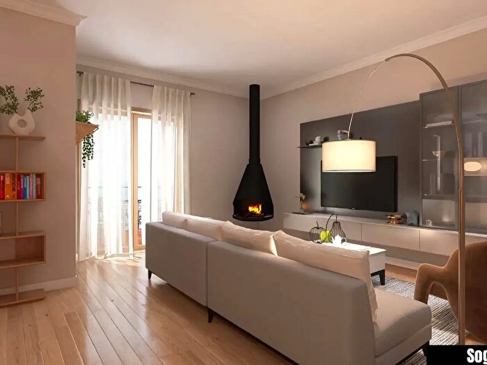 Appartamento con 5 locali in vendita in Siena