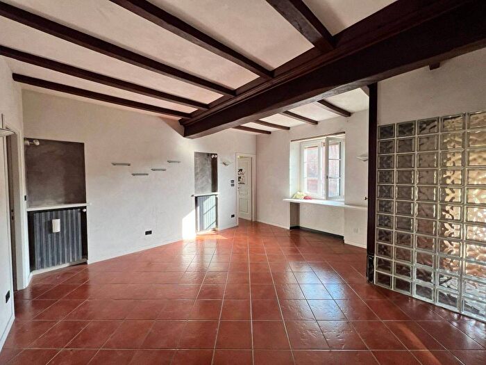 Appartamento trilocale in affitto in Via Santa Chiara, Centro, Saluzzo