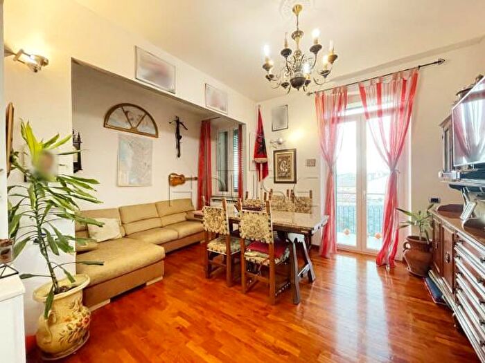 Appartamento trilocale in vendita in Viale l Barsanti, Sansepolcro