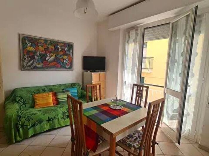 Appartamento bilocale in affitto in Via Asti, Laigueglia