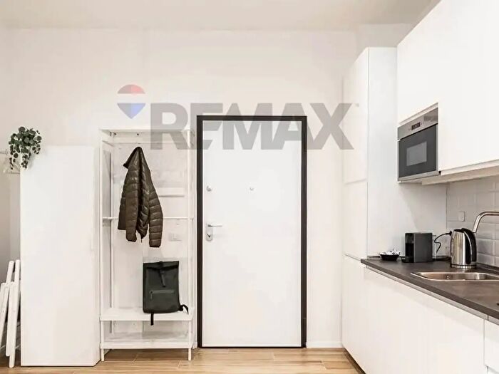 Appartamento bilocale in vendita in Via dei Fiordalisi, Milano