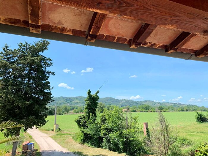 Casa con 5 locali in vendita in Via della Fattoria, Bettona