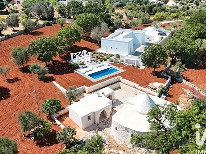 Casa con 11 locali in vendita in Localitãnbsp Lamatroccola, Ostuni
