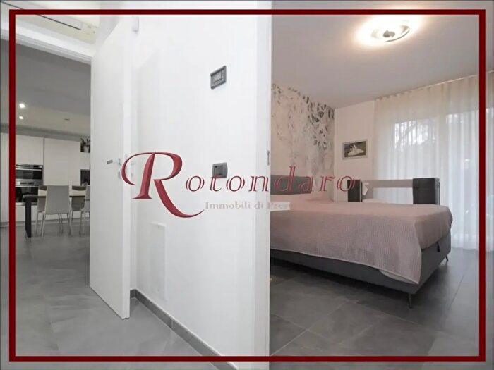 Appartamento trilocale in vendita in Via dei Platani, Buccinasco