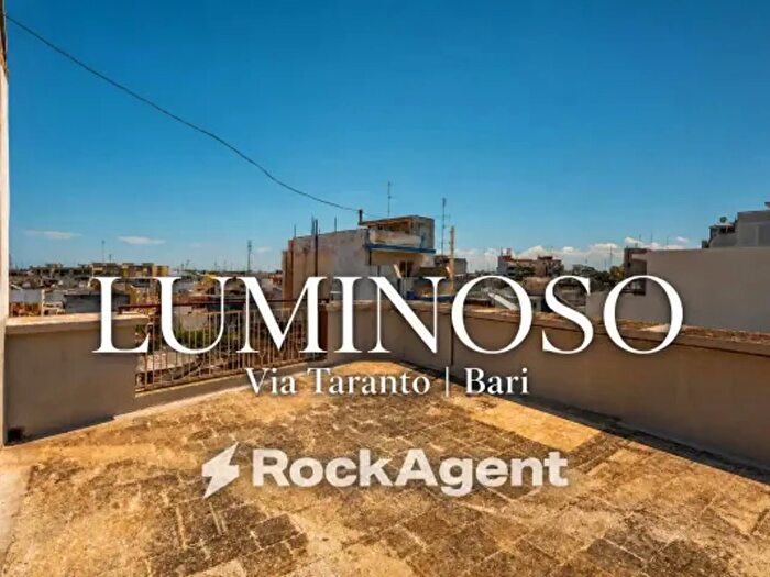 Appartamento trilocale in vendita in Via Taranto, Bari