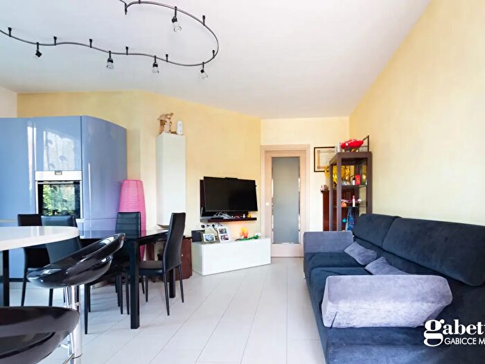 Appartamento trilocale in vendita in Via Cattolica, Gradara