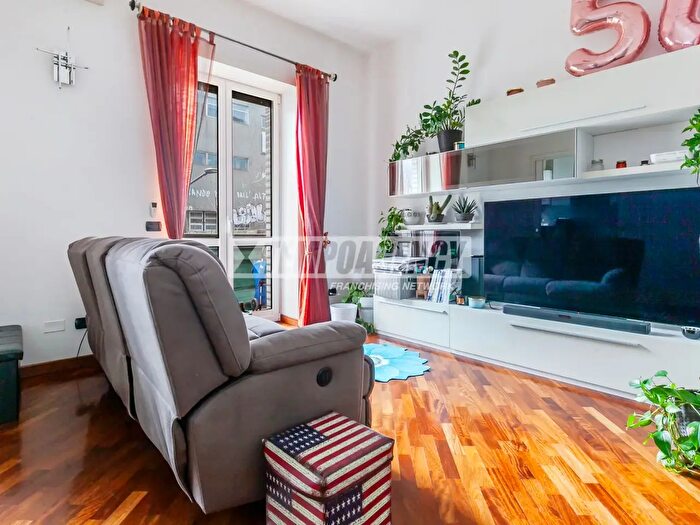 Appartamento in vendita in Via Giuseppe Codara, Milano