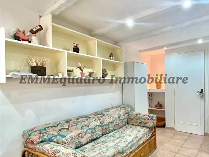 Appartamento monolocale in vendita in Piazza Cipollata, Terracina