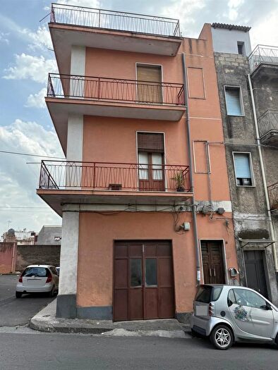 Casa con 5 locali in vendita in Via Mercadante Lentini, Lentini