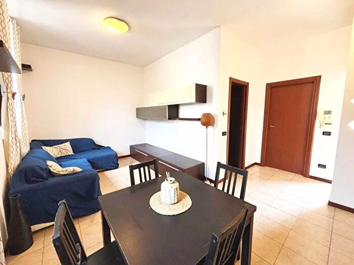 Appartamento bilocale in vendita in Via Assunta, Lissone