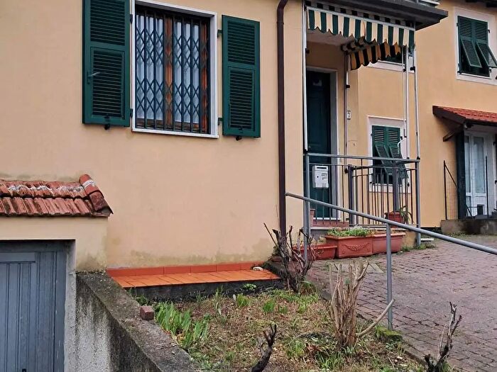 Casa con 5 locali in vendita in La Spezia