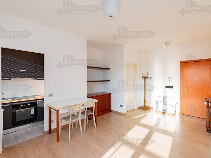 Appartamento monolocale in affitto in Via Palmanova, Udine, Milano
