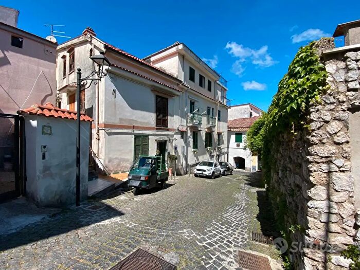 Appartamento bilocale in vendita in Via Vincenzo Torrente, Cava De' Tirreni