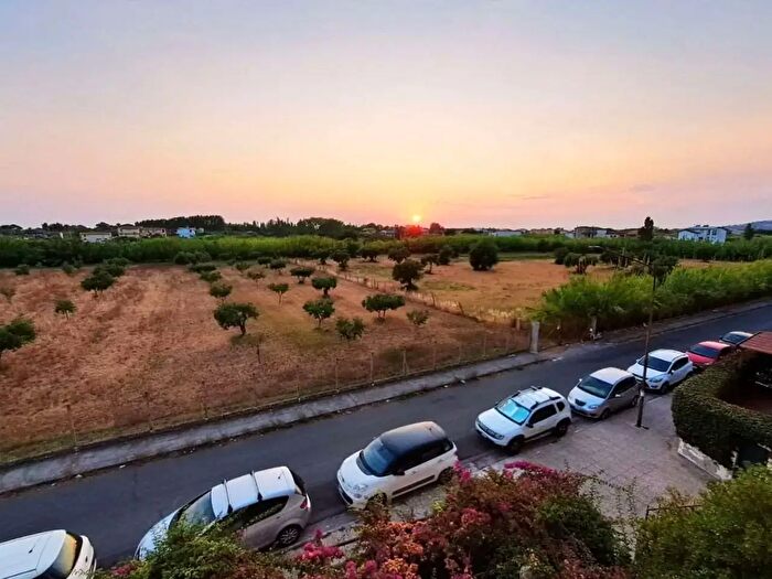 Appartamento trilocale in vendita in Via Campo Volo, Scalea