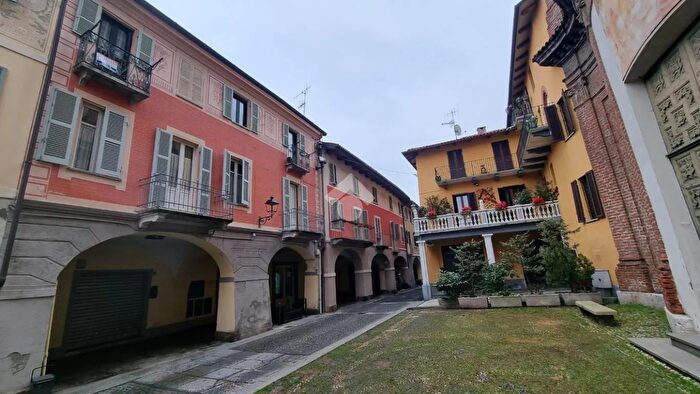 Case in Vendita e in Affitto - 2