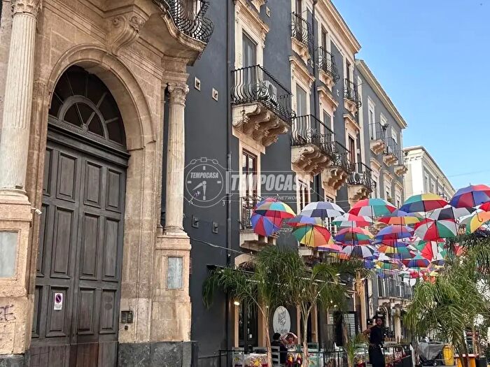 Appartamento trilocale in vendita in Via Zappalàgemelli, Catania