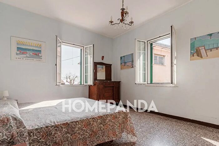 Casa quadrilocale in vendita in Via Roma, Ceriale