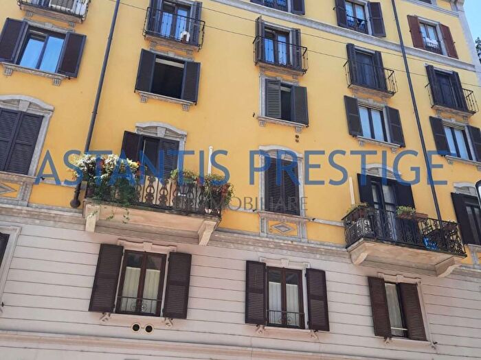 Appartamento bilocale in affitto in Via Gaudenzio Ferrari, Corso Genova, Milano