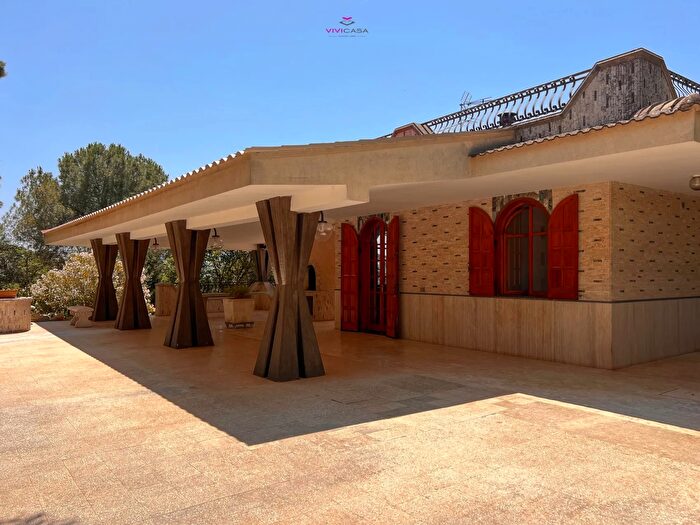 Casa quadrilocale in vendita in Strada Comunale La Tranese Putignano, Putignano