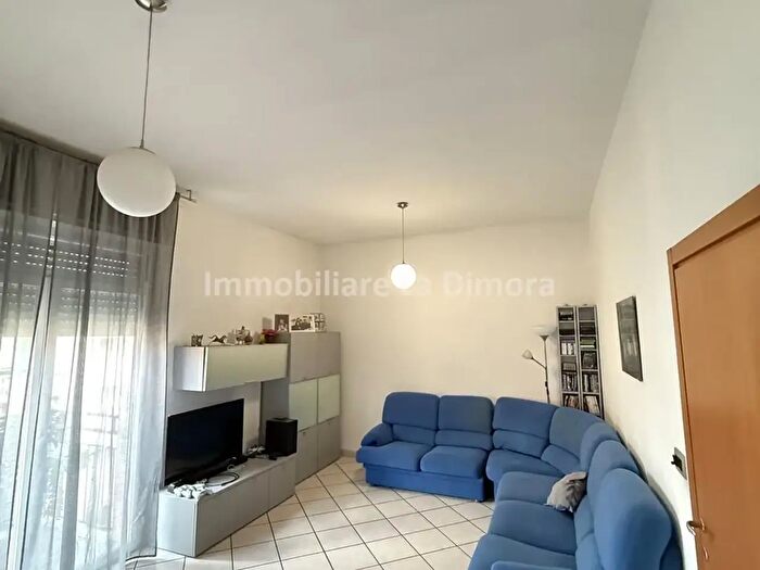 Appartamento con 5 locali in vendita in Via Spaventa, Imola