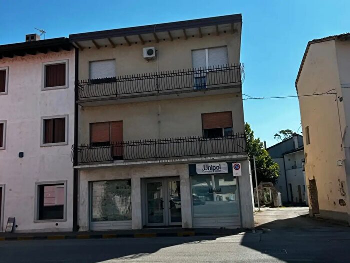 Appartamento con 5 locali in vendita in San Giorgio Di Nogaro