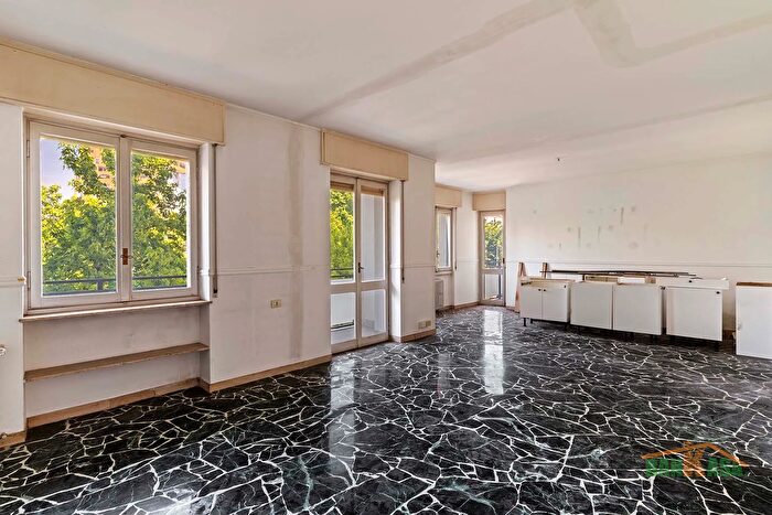 Appartamento quadrilocale in vendita in Piazzale Arduino, Milano