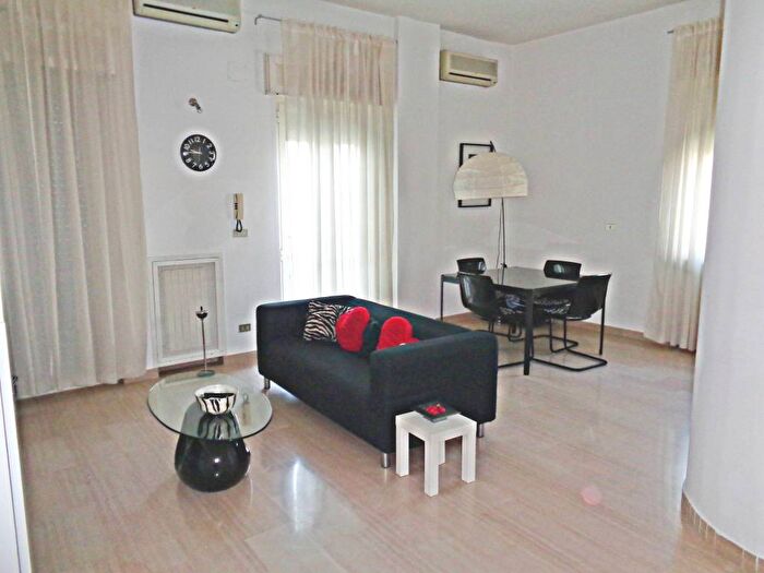 Appartamento bilocale in affitto in Piazza della Libertà, Immacolata, Foggia