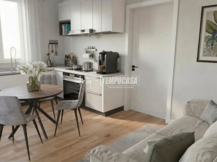 Appartamento bilocale in vendita in Via Oropa, Torino