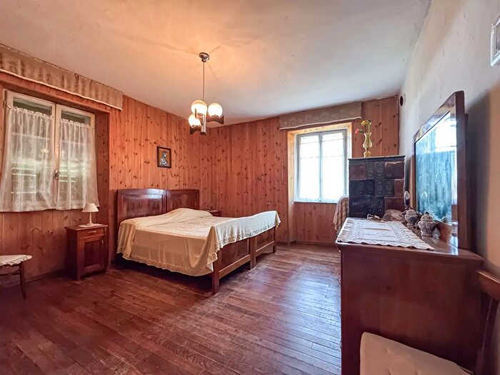 Appartamento con 5 locali in vendita in Via Sasso Rosso, Dimaro Folgarida