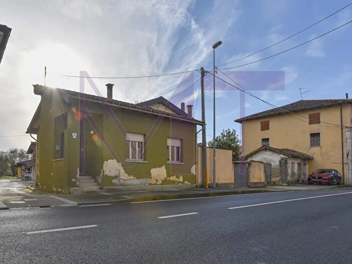 Casa trilocale in vendita in Via Guglielmo Marconi, Palmanova