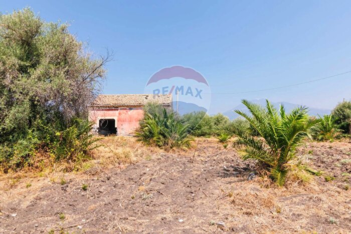 Casa trilocale in vendita in Via Palazzolo, Belpasso