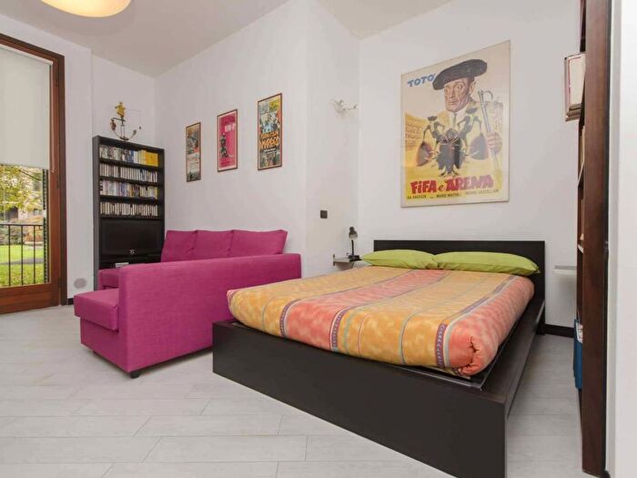 Appartamento in affitto in Via Carlo Osma, Gallaratese, Milano