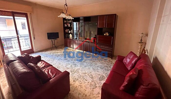 Appartamento trilocale in vendita in Via Postumia, Trani