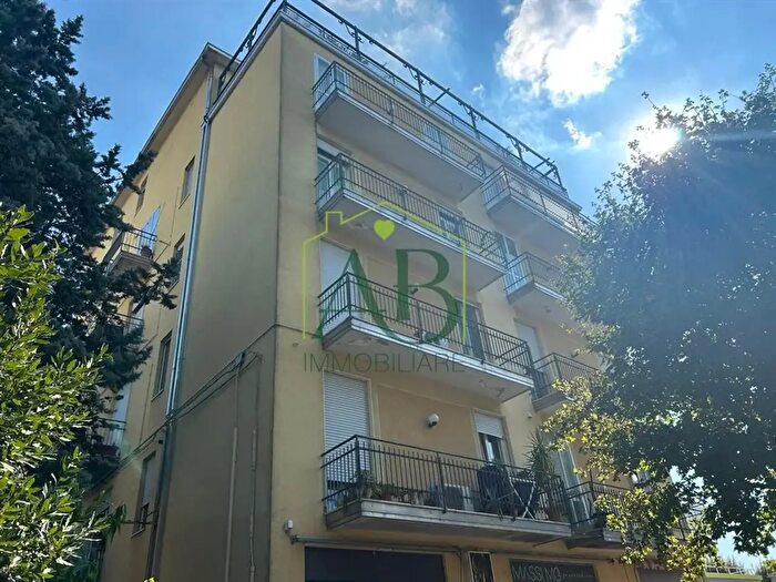 Appartamento trilocale in vendita in Russi