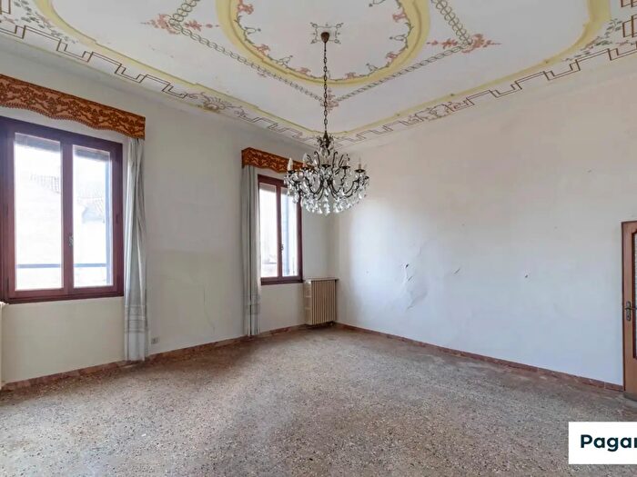 Appartamento con 7 locali in vendita in Venezia