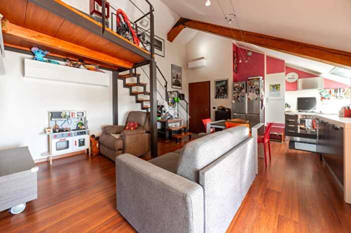 Appartamento trilocale in vendita in Via della Resistenza, Chieri