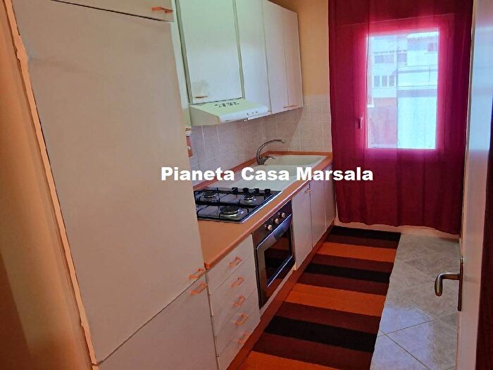 Casa quadrilocale in affitto in Via Libertà, Centro Urbano, Marsala