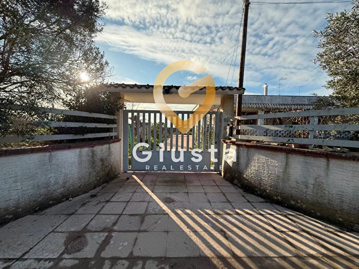 Casa quadrilocale in vendita in Strada dei Vini, Brindisi