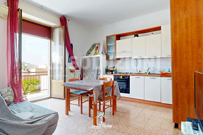 Appartamento bilocale in vendita in Via Dante Alighieri, Putignano