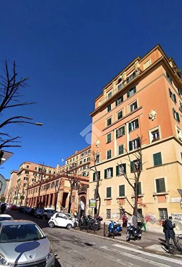 Appartamento bilocale in vendita in Via Conte di Carmagnola, Roma